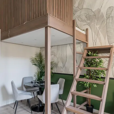Cozy Pastel & Botanical Mezzanine * Βουδαπέστη